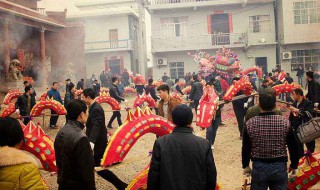 家乡的风俗作文400字六年级 家乡的风俗作文400字六年级包饺子