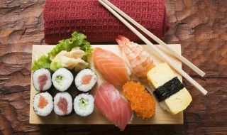 三文鱼寿司的家常做法 三文鱼寿司的家常做法大全