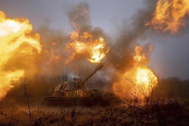 俄罗斯国防部长视察前线！乌军指挥官视察巴赫穆特！乌军：“每一小时都像地狱”