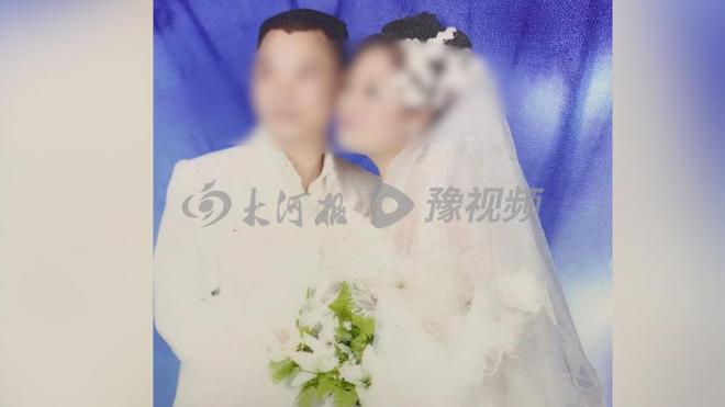 苏州一女子疑杀夫后藏尸冰柜，死者朋友：她喜欢打赏男主播，丈夫曾借钱为其还债