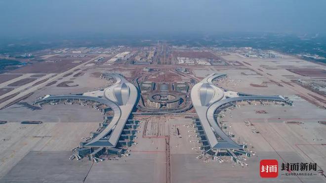 旅客吐槽成都天府机场距市区太远“返空费”太贵，有关部门：将协调网约车公司解决