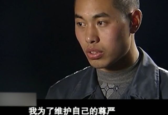 2007年贵阳六中杀人案：为争夺美女班主任，富二代挥刀刺向同学