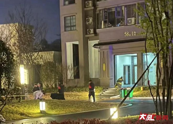 家中凌晨着火，9岁男孩不幸坠亡！家属：孩子曾翻窗求救10多分钟